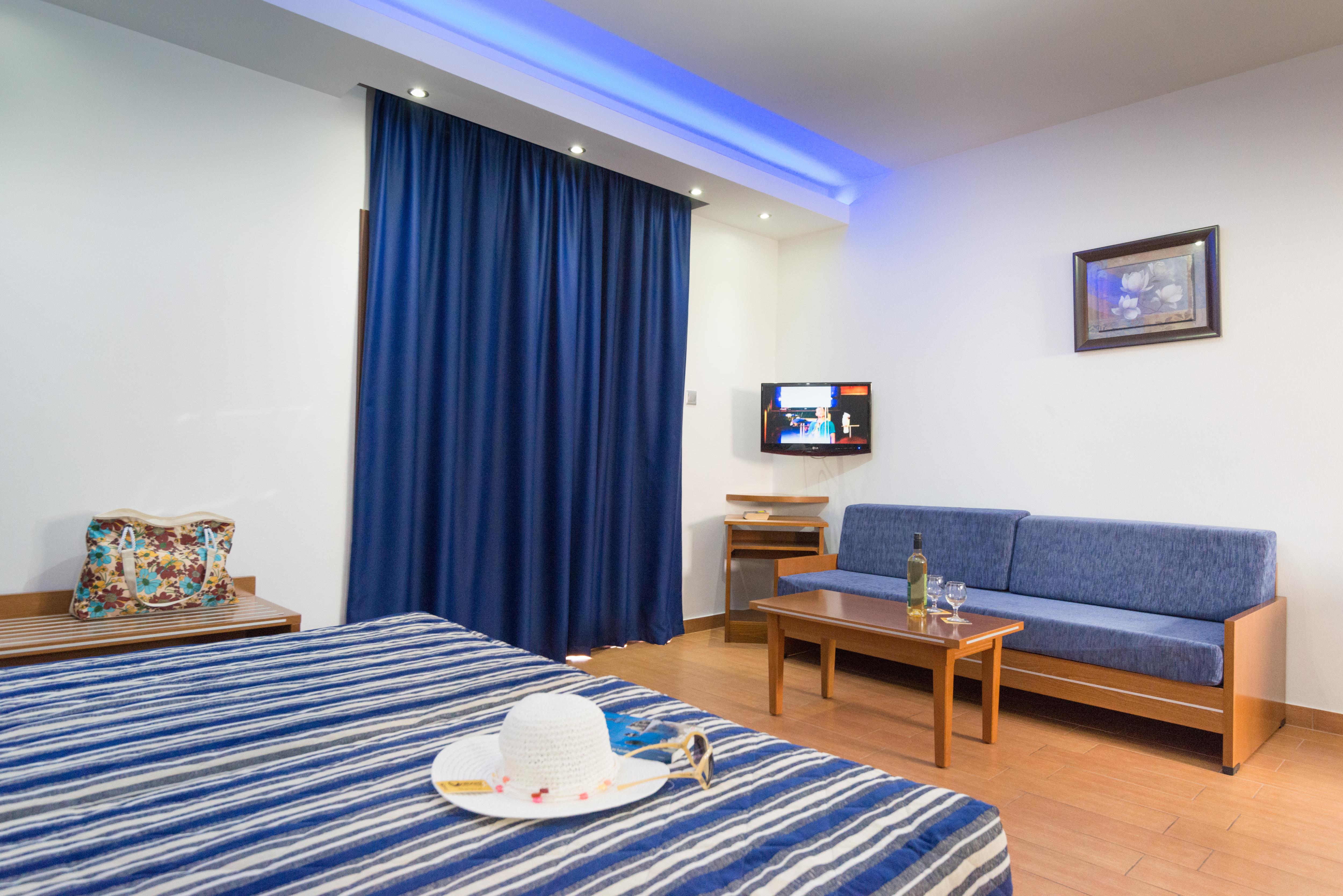 Loutsiana Deluxe Apts Ayia Napa Eksteriør billede