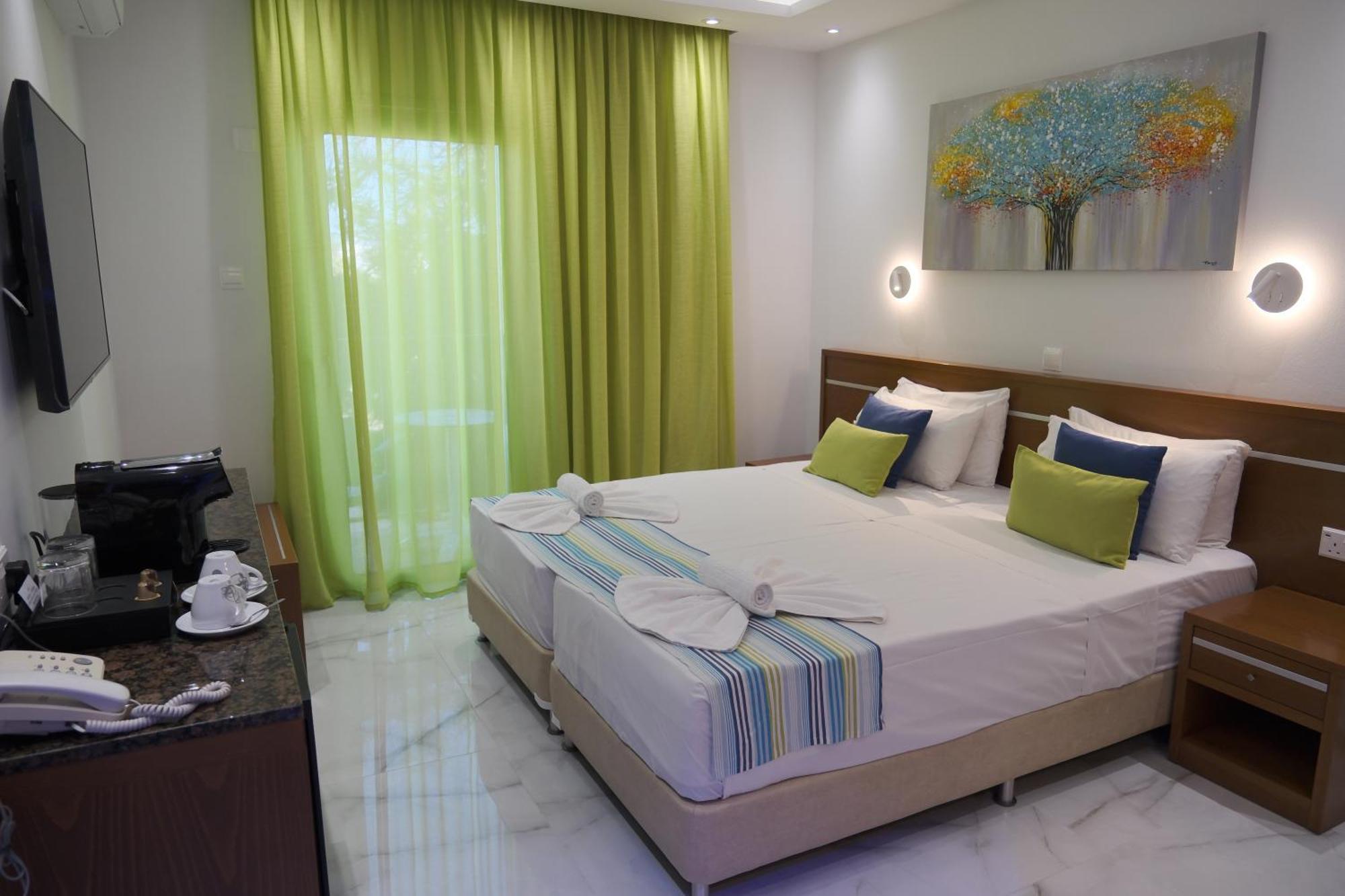 Loutsiana Deluxe Apts Ayia Napa Eksteriør billede