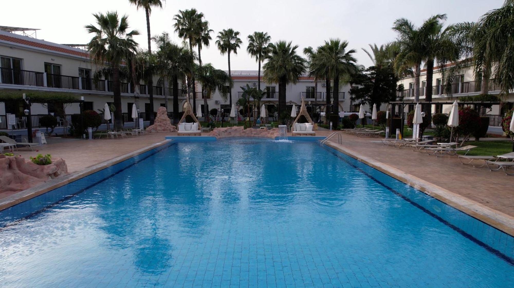 Loutsiana Deluxe Apts Ayia Napa Eksteriør billede