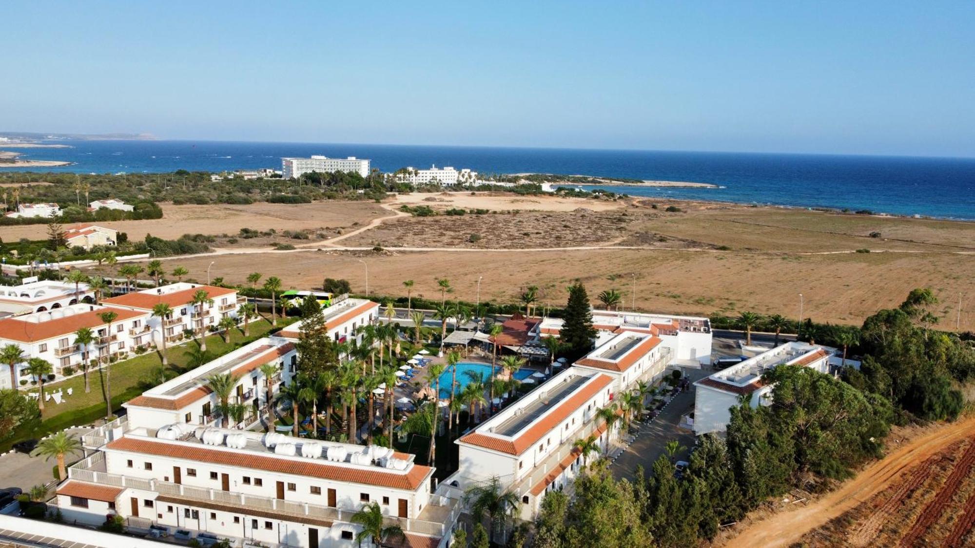 Loutsiana Deluxe Apts Ayia Napa Eksteriør billede