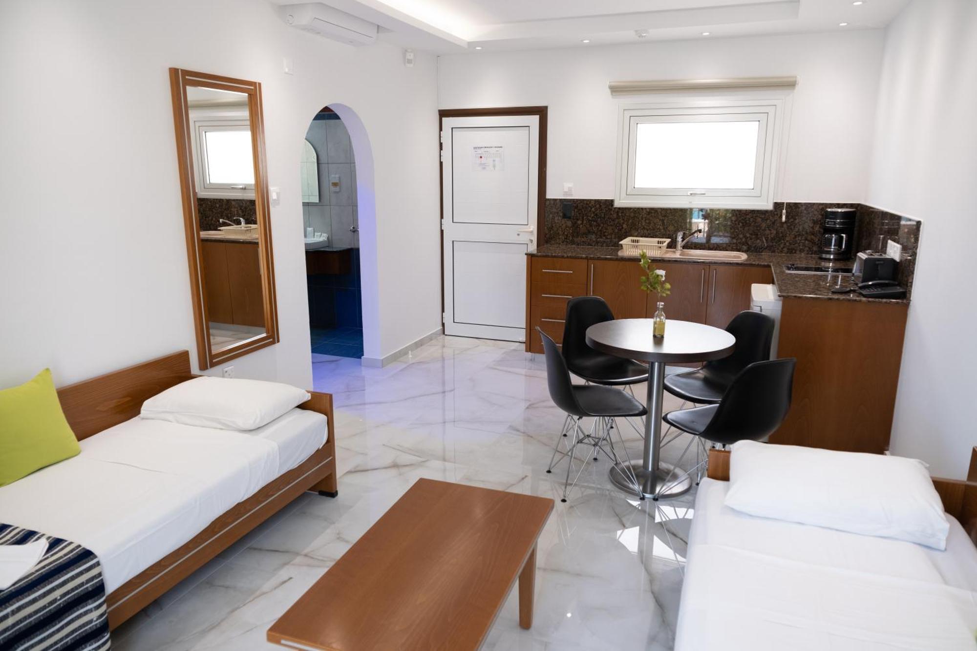 Loutsiana Deluxe Apts Ayia Napa Eksteriør billede